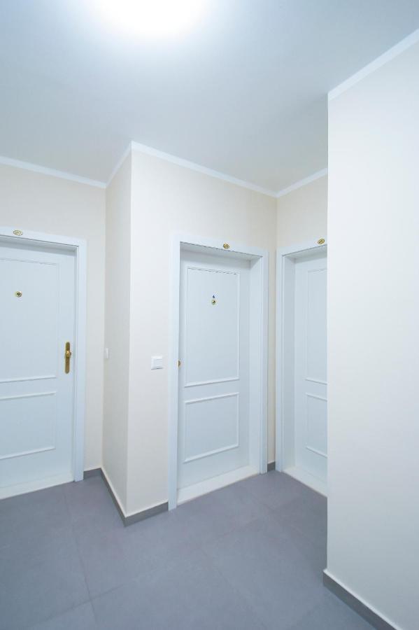 Modern Apartment Spanelska Prag Exterior foto